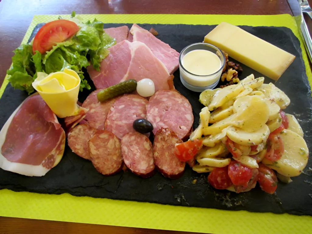 01. Assiette Comtoise